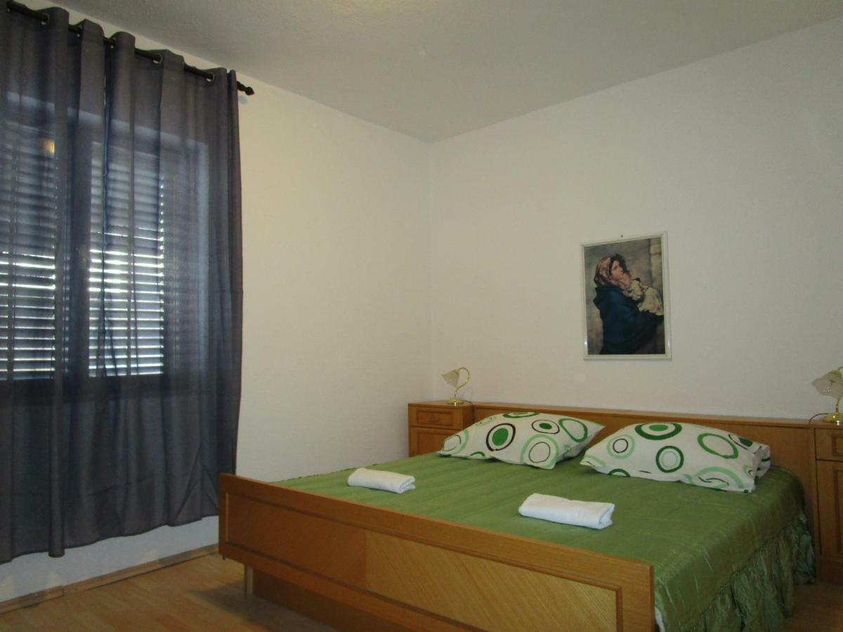 Vuk Apartman Сень Экстерьер фото
