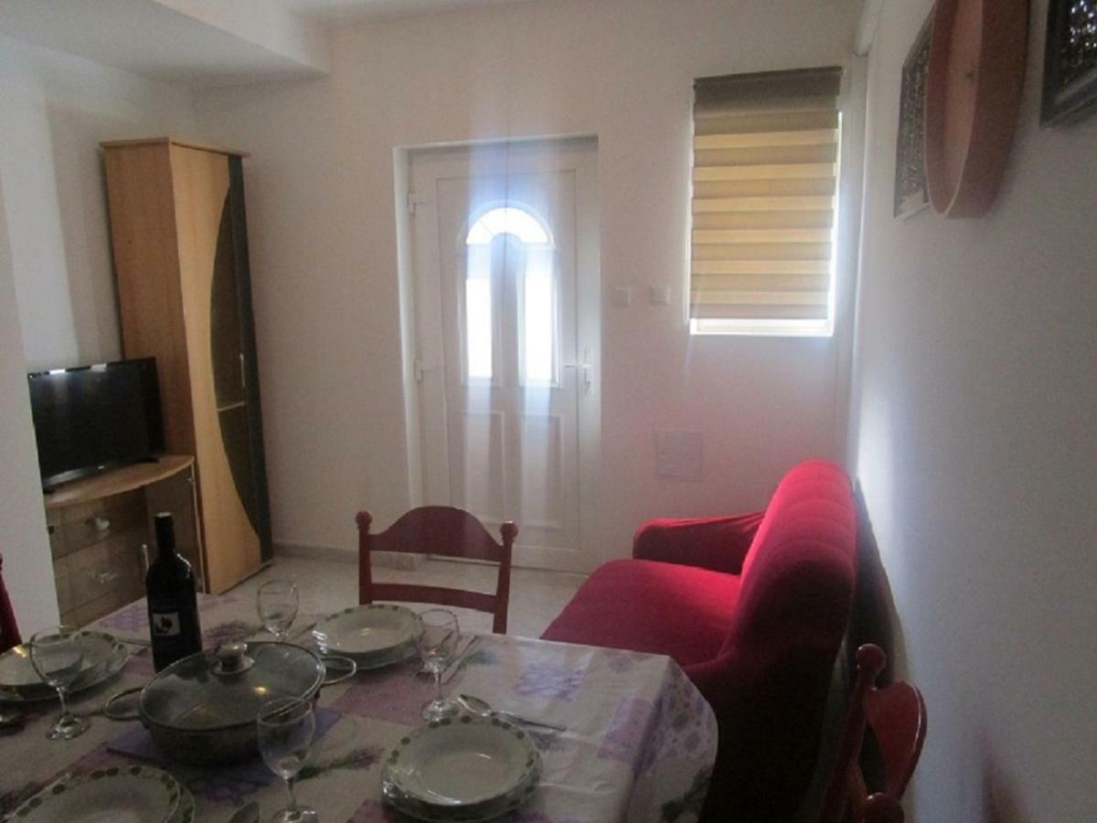 Vuk Apartman Сень Экстерьер фото